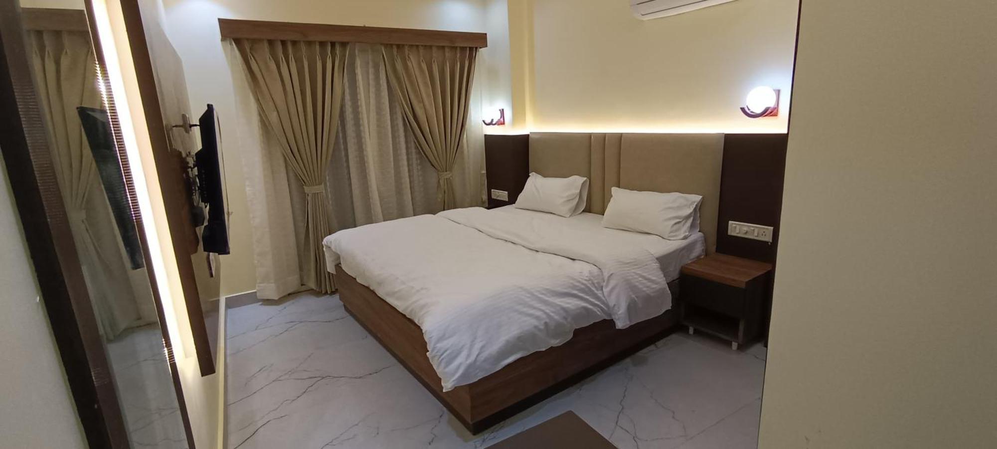 The Banaras Hotel Varanasi Exterior foto